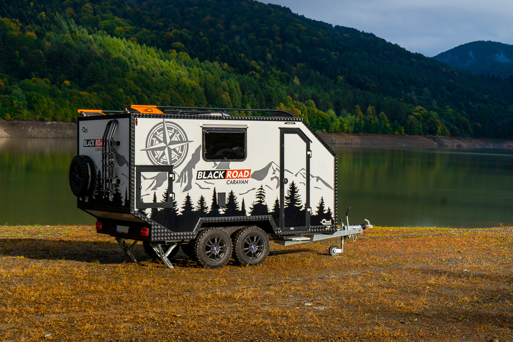 Caravane Camper Verlängerung Anhänger isoliert Fenster Tür neuf sur Truck1  Suisse, ID: 8054945